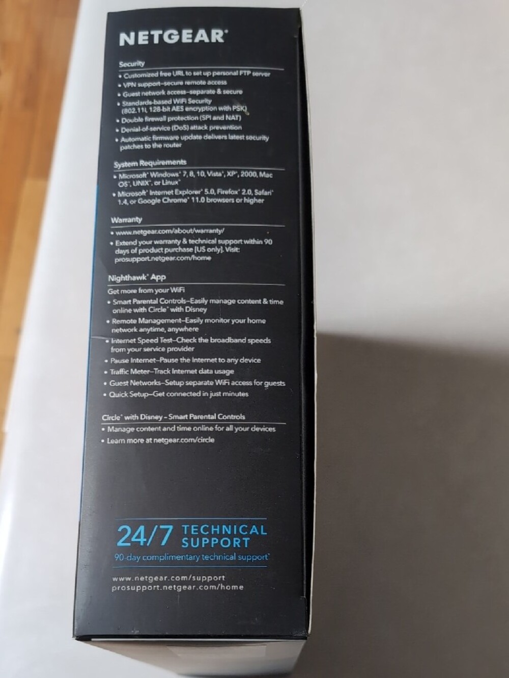 NETGEAR Nighthawk X6 Tri-Band WiFi Router - Black and Blue Packaging - Picture 4 of 4
